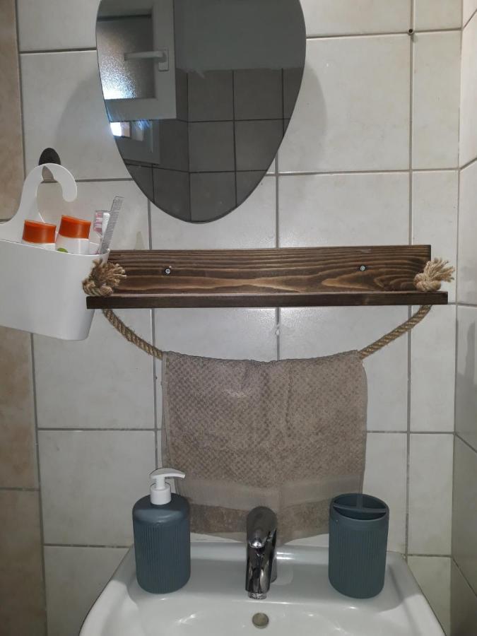 Xronis 1 Apartment Nea Michaniona Ngoại thất bức ảnh